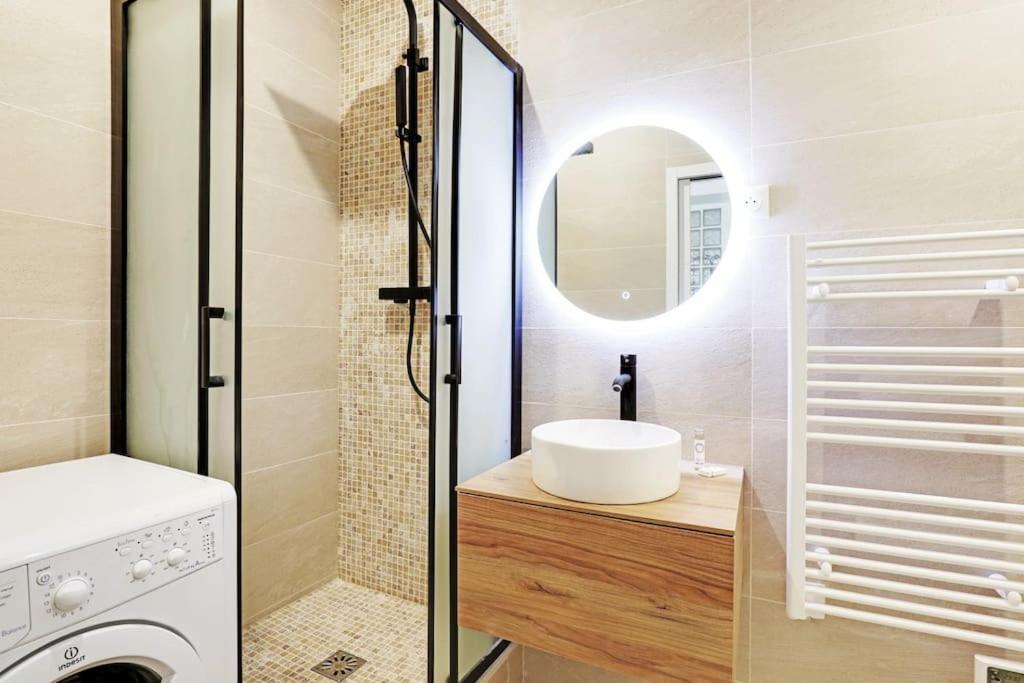 Charming Appartements For 4 People - Le Marais Paris Eksteriør billede