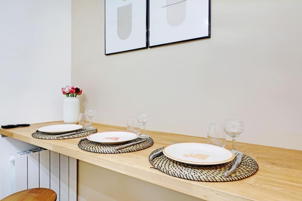 Charming Appartements For 4 People - Le Marais Paris Eksteriør billede